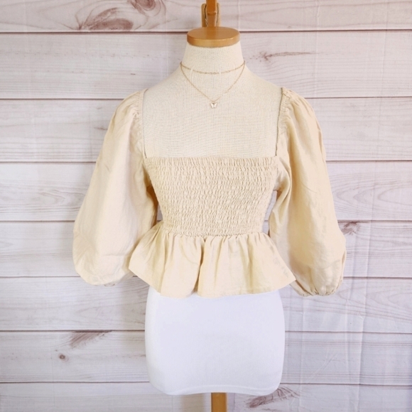 Faithfull the Brand Smocked Linen Crop Top with Peplum Hem in Sand Size 8 - Picture 5 of 12